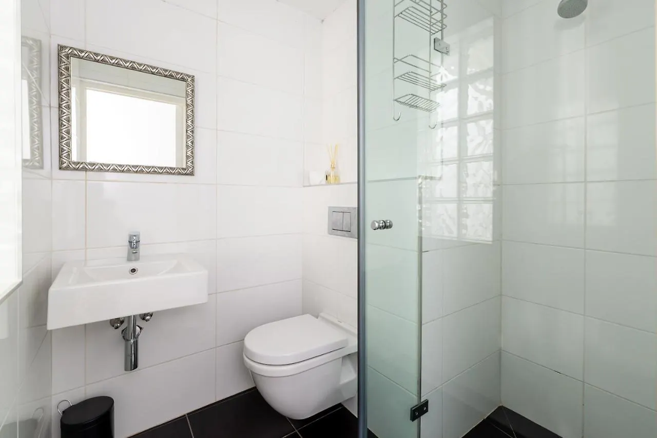 Maison De La Mer - Luxury Camps Bay Villa With Pool And Ocean View Cape Town 0*,  South Africa