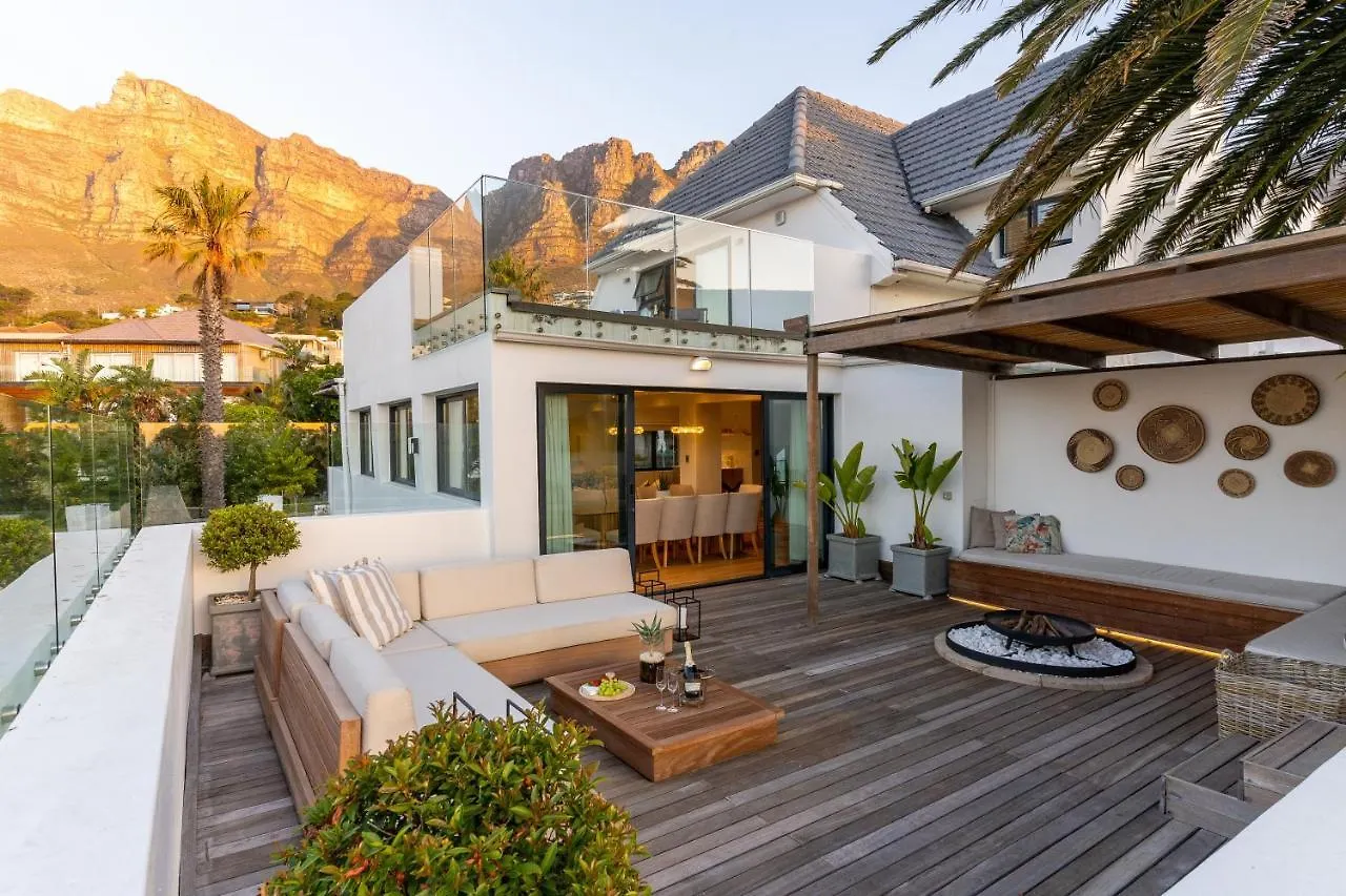 Maison De La Mer - Luxury Camps Bay Villa With Pool And Ocean View Cape Town