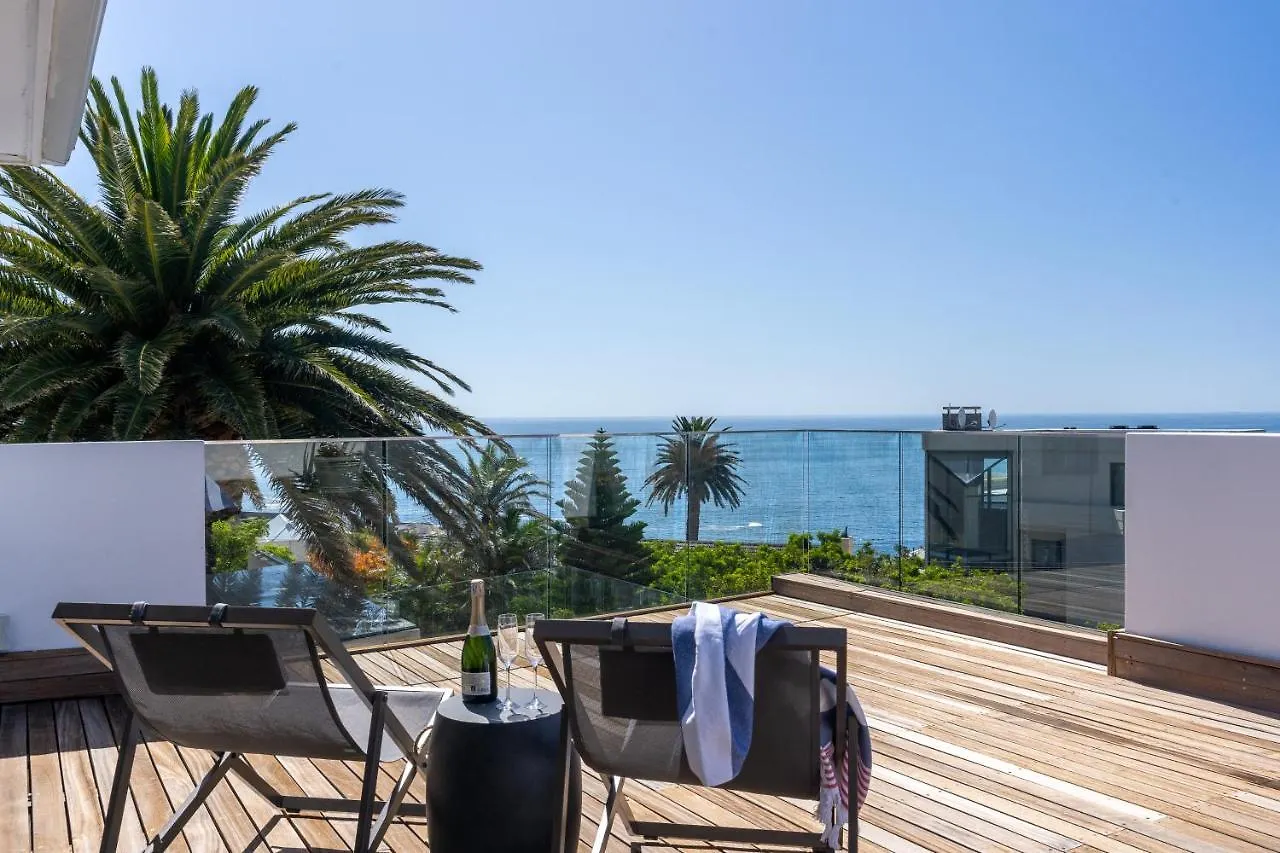 Maison De La Mer - Luxury Camps Bay Villa With Pool And Ocean View Cape Town