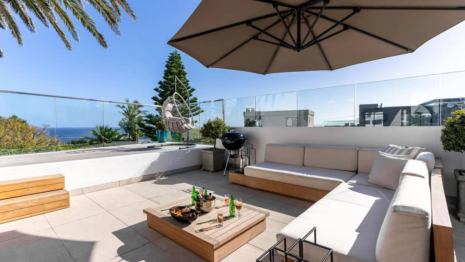 Maison De La Mer - Luxury Camps Bay Villa With Pool And Ocean View Cape Town South Africa